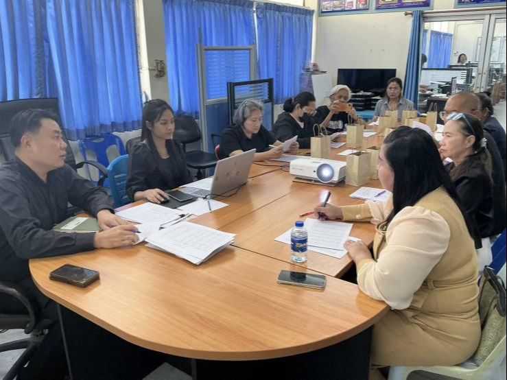 สำนักงานพัฒนาชุมชนอำเภอท่ามะกา โดย นายพีฏาวุธ นาโควงค์  พัฒนาการอำเภอ  พร้อมด้วยนางสาวชลธิชา สายสกล นักวิชาการพัฒนาชุมชนปฏิบัติการ และประธานเครือข่าย Otop อำเภอท่ามะกา ร่วมกิจกรรมโครงการพัฒนาศักยภาพเครือข่ายกลุ่มอาชีพ และผู้ผลิต ผู้ประกอบการ หนึ่งตำบล หนึ่งผลิตภัณฑ์ ระดับอำเภอ