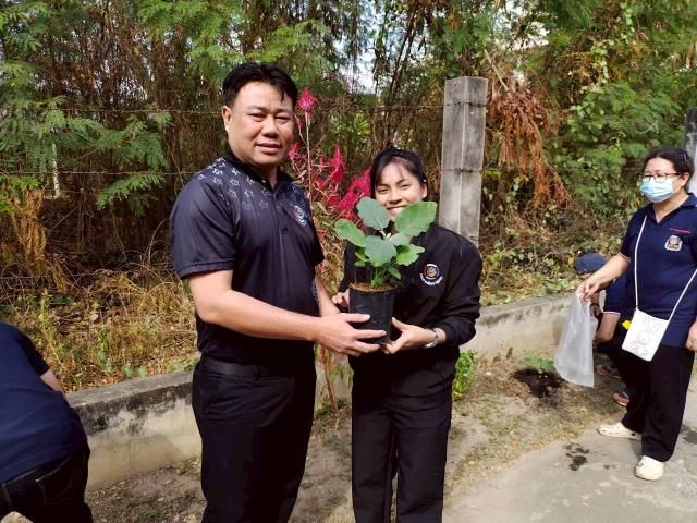 ครัวเรือนทำตาม